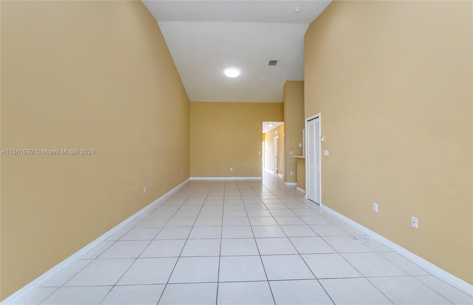1207 NE 32nd Ter 1207, Homestead, Florida 33033, 2 Bedrooms Bedrooms, ,2 BathroomsBathrooms,Residential,For Sale,1207 NE 32nd Ter 1207,A11561552
