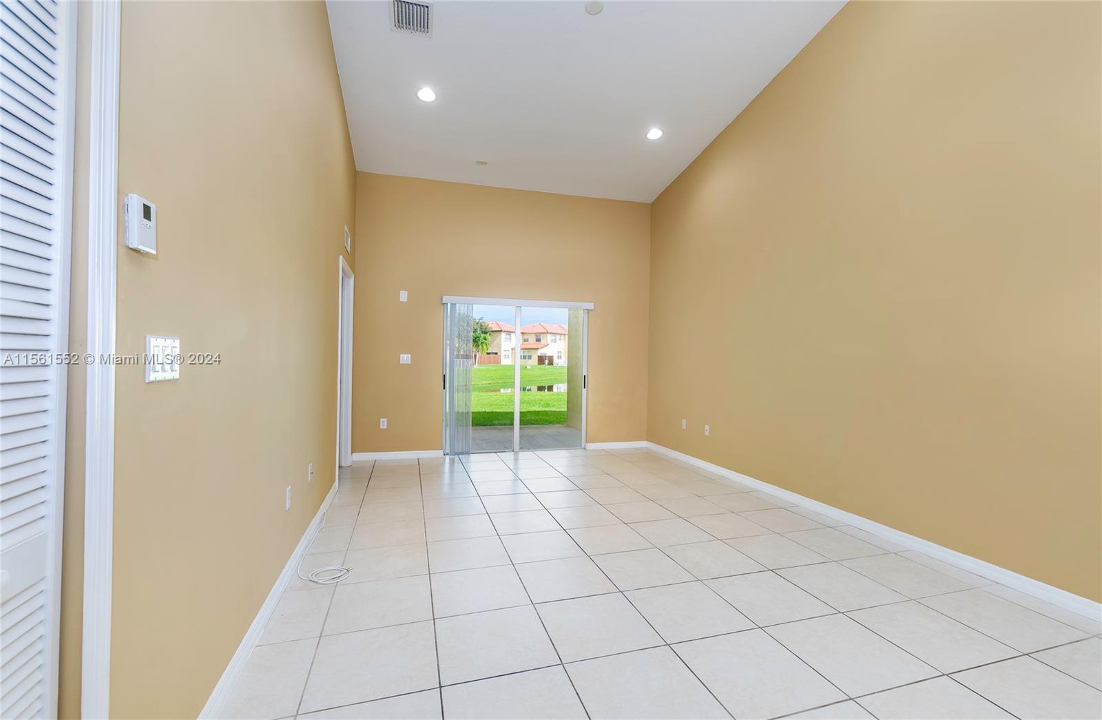 1207 NE 32nd Ter 1207, Homestead, Florida 33033, 2 Bedrooms Bedrooms, ,2 BathroomsBathrooms,Residential,For Sale,1207 NE 32nd Ter 1207,A11561552