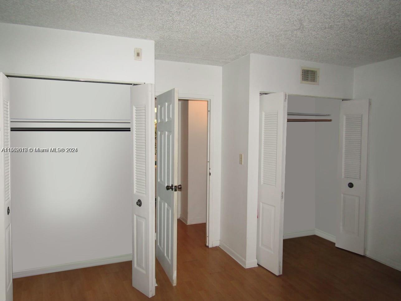 5821 Washington St 25, Hollywood, Florida 33023, 1 Bedroom Bedrooms, ,1 BathroomBathrooms,Residential,For Sale,5821 Washington St 25,A11562613