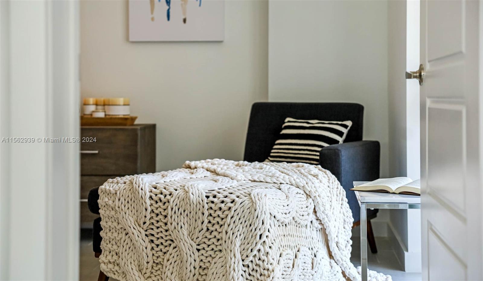 2150 N Bayshore Dr 0502, Miami, Florida 33137, 2 Bedrooms Bedrooms, ,2 BathroomsBathrooms,Residentiallease,For Rent,2150 N Bayshore Dr 0502,A11562939