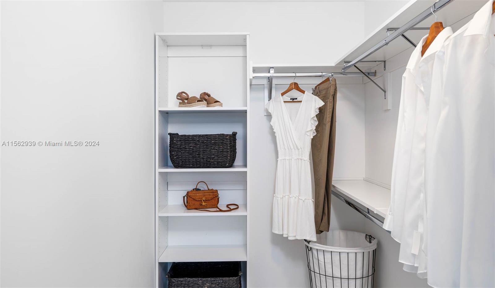 2150 N Bayshore Dr 0502, Miami, Florida 33137, 2 Bedrooms Bedrooms, ,2 BathroomsBathrooms,Residentiallease,For Rent,2150 N Bayshore Dr 0502,A11562939