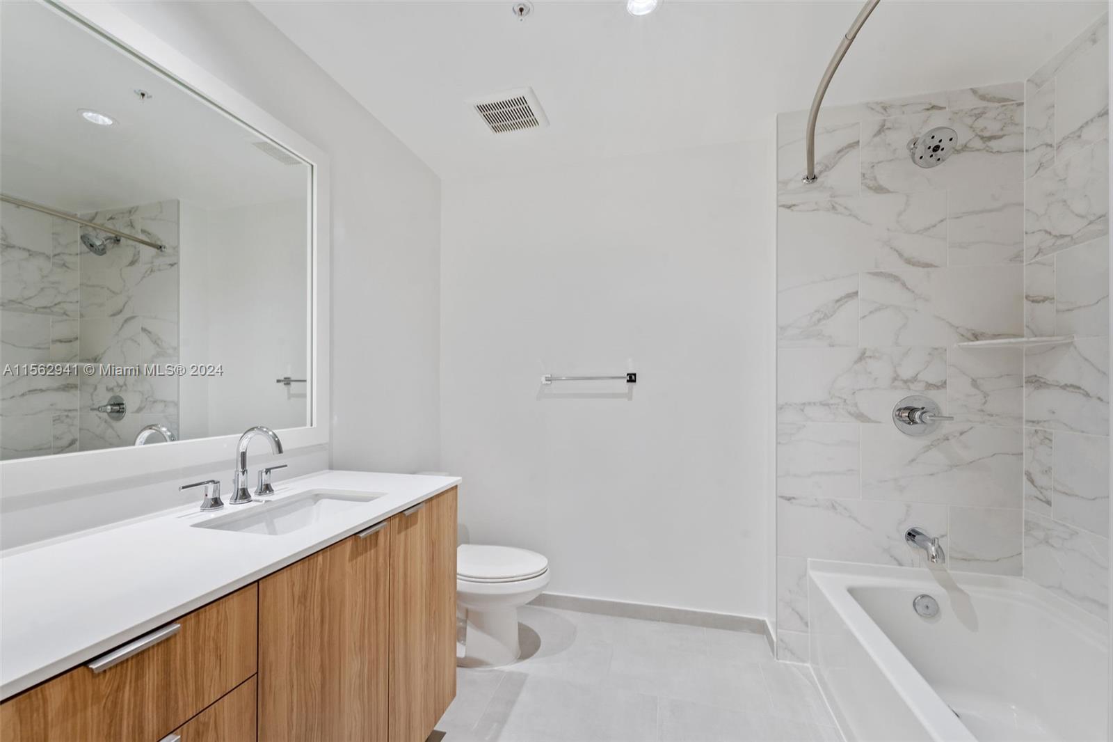 2150 N Bayshore Dr 0901, Miami, Florida 33137, 2 Bedrooms Bedrooms, ,2 BathroomsBathrooms,Residentiallease,For Rent,2150 N Bayshore Dr 0901,A11562941