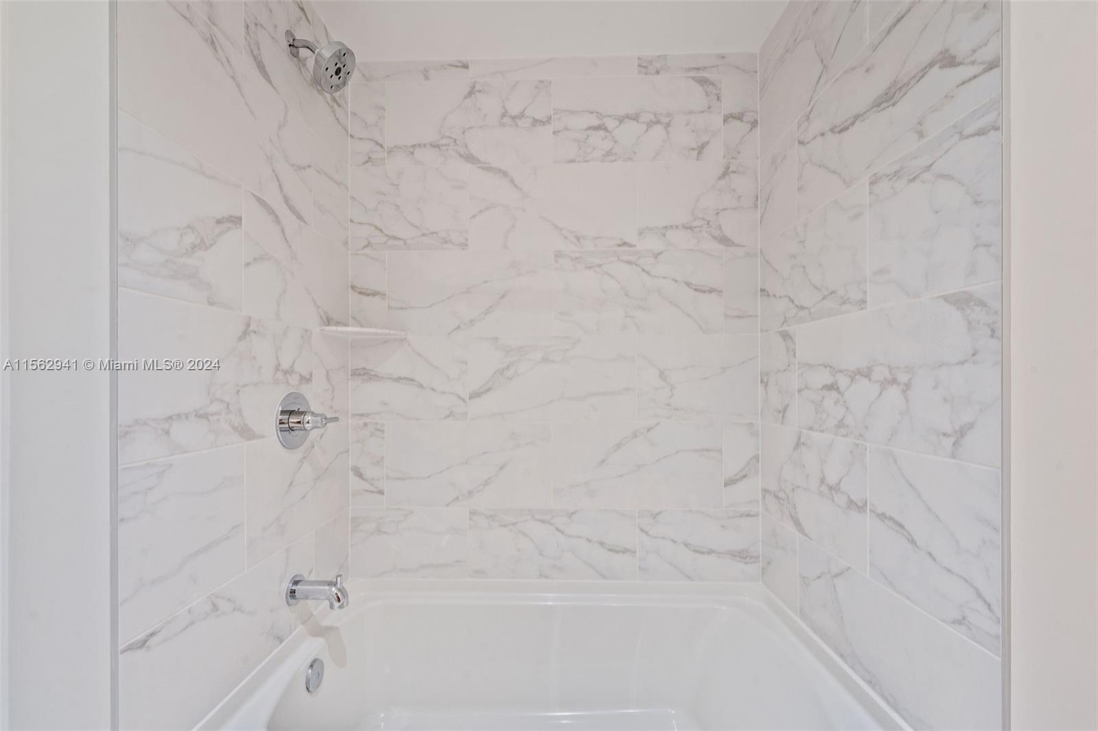 2150 N Bayshore Dr 0901, Miami, Florida 33137, 2 Bedrooms Bedrooms, ,2 BathroomsBathrooms,Residentiallease,For Rent,2150 N Bayshore Dr 0901,A11562941