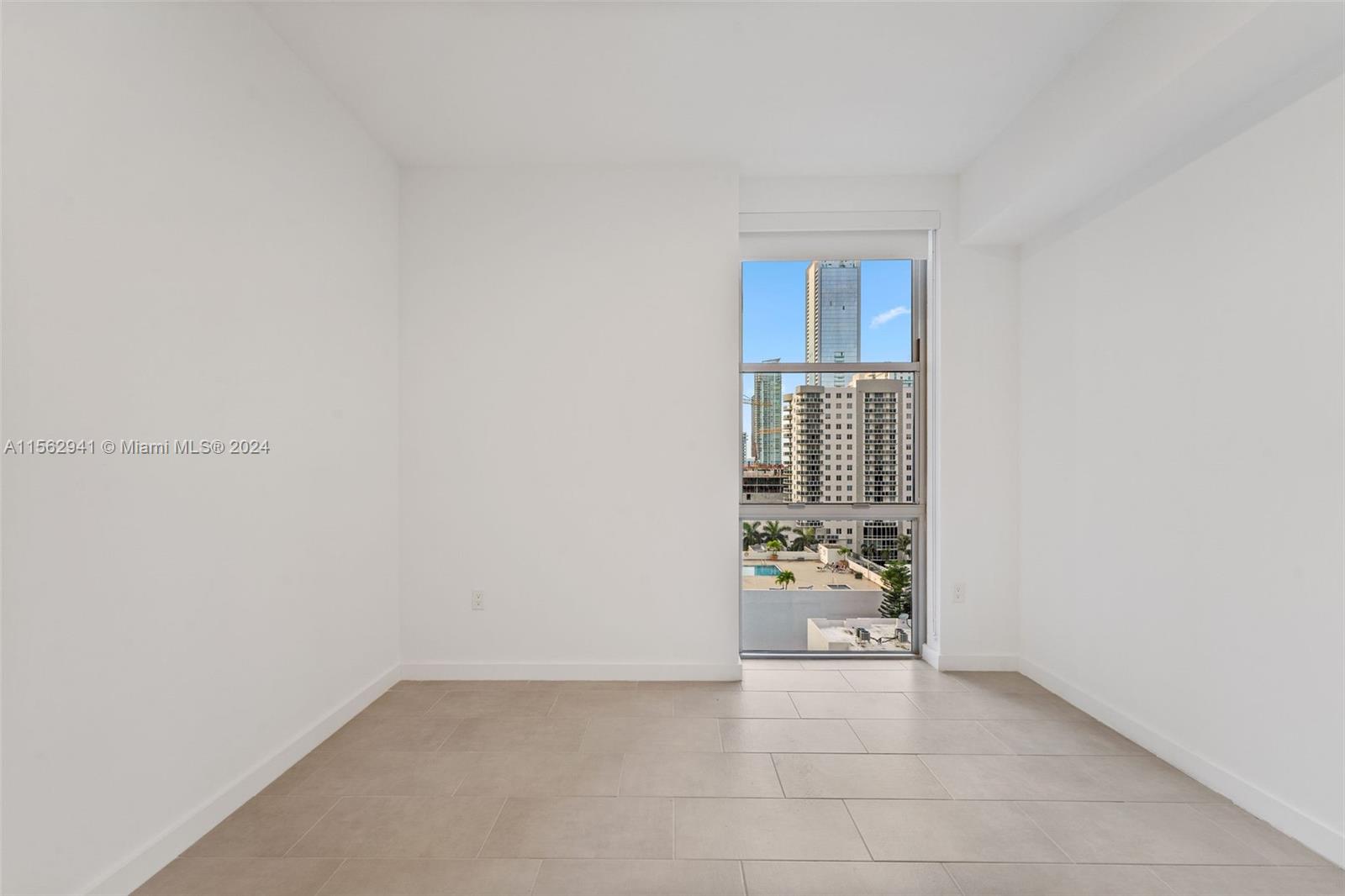 2150 N Bayshore Dr 0901, Miami, Florida 33137, 2 Bedrooms Bedrooms, ,2 BathroomsBathrooms,Residentiallease,For Rent,2150 N Bayshore Dr 0901,A11562941