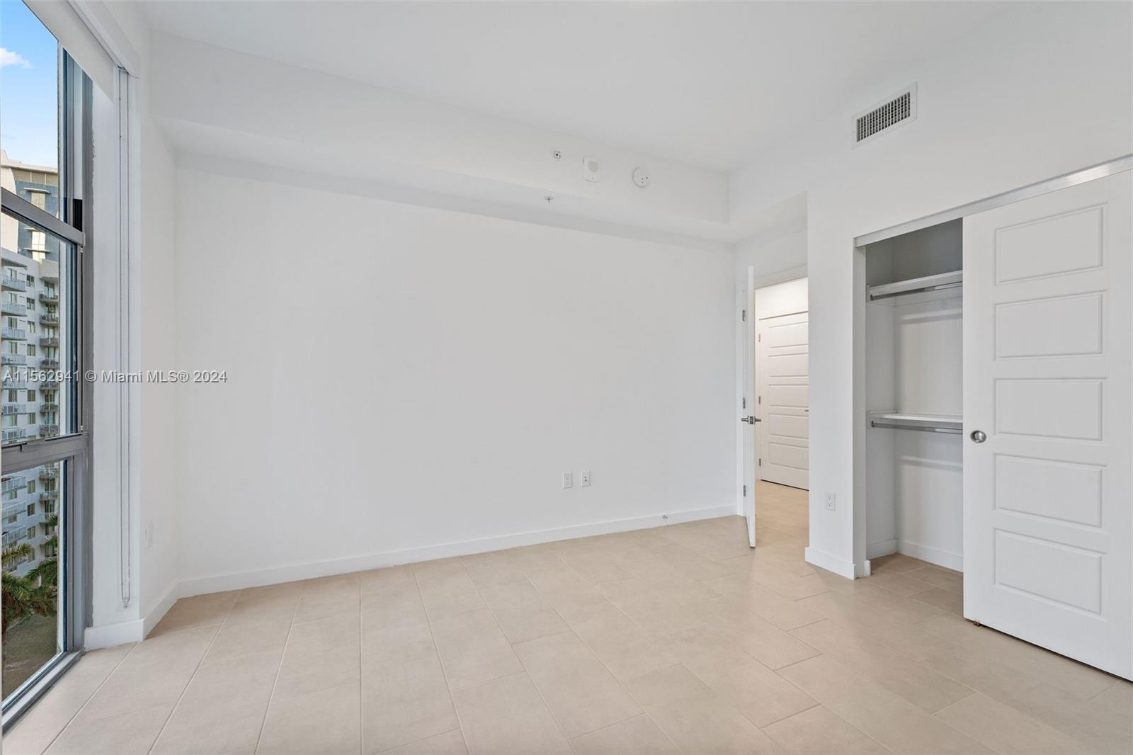 2150 N Bayshore Dr 0901, Miami, Florida 33137, 2 Bedrooms Bedrooms, ,2 BathroomsBathrooms,Residentiallease,For Rent,2150 N Bayshore Dr 0901,A11562941