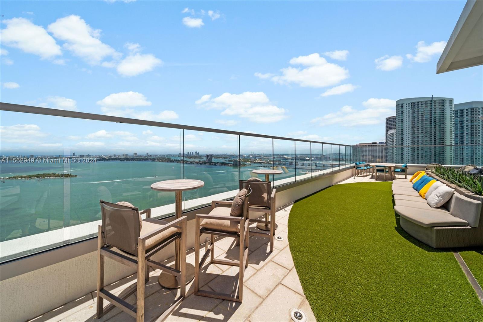 2150 N Bayshore Dr 1607, Miami, Florida 33137, 1 Bedroom Bedrooms, ,1 BathroomBathrooms,Residentiallease,For Rent,2150 N Bayshore Dr 1607,A11562949