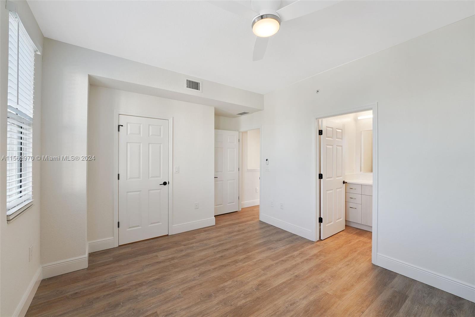 10170 SW 7th St 11-101, Pembroke Pines, Florida 33025, 2 Bedrooms Bedrooms, ,2 BathroomsBathrooms,Residentiallease,For Rent,10170 SW 7th St 11-101,A11562970