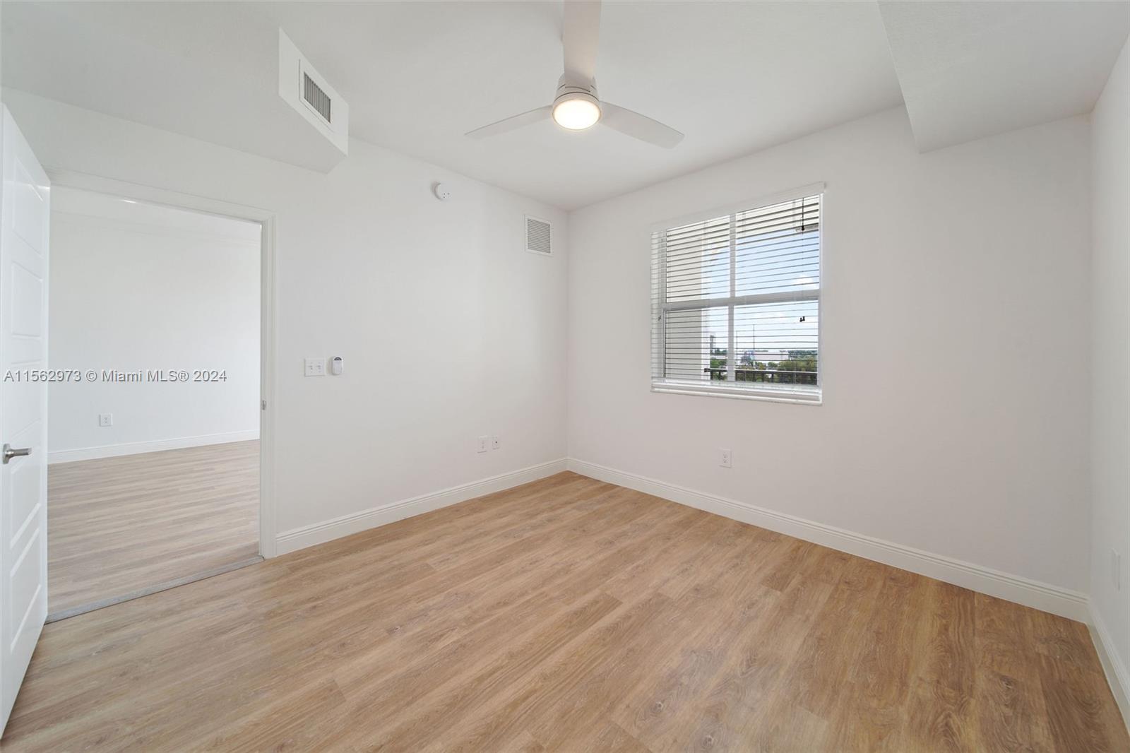 10170 SW 7th St 25-307, Pembroke Pines, Florida 33025, 1 Bedroom Bedrooms, ,1 BathroomBathrooms,Residentiallease,For Rent,10170 SW 7th St 25-307,A11562973