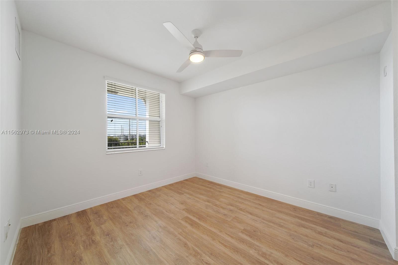 10170 SW 7th St 25-307, Pembroke Pines, Florida 33025, 1 Bedroom Bedrooms, ,1 BathroomBathrooms,Residentiallease,For Rent,10170 SW 7th St 25-307,A11562973