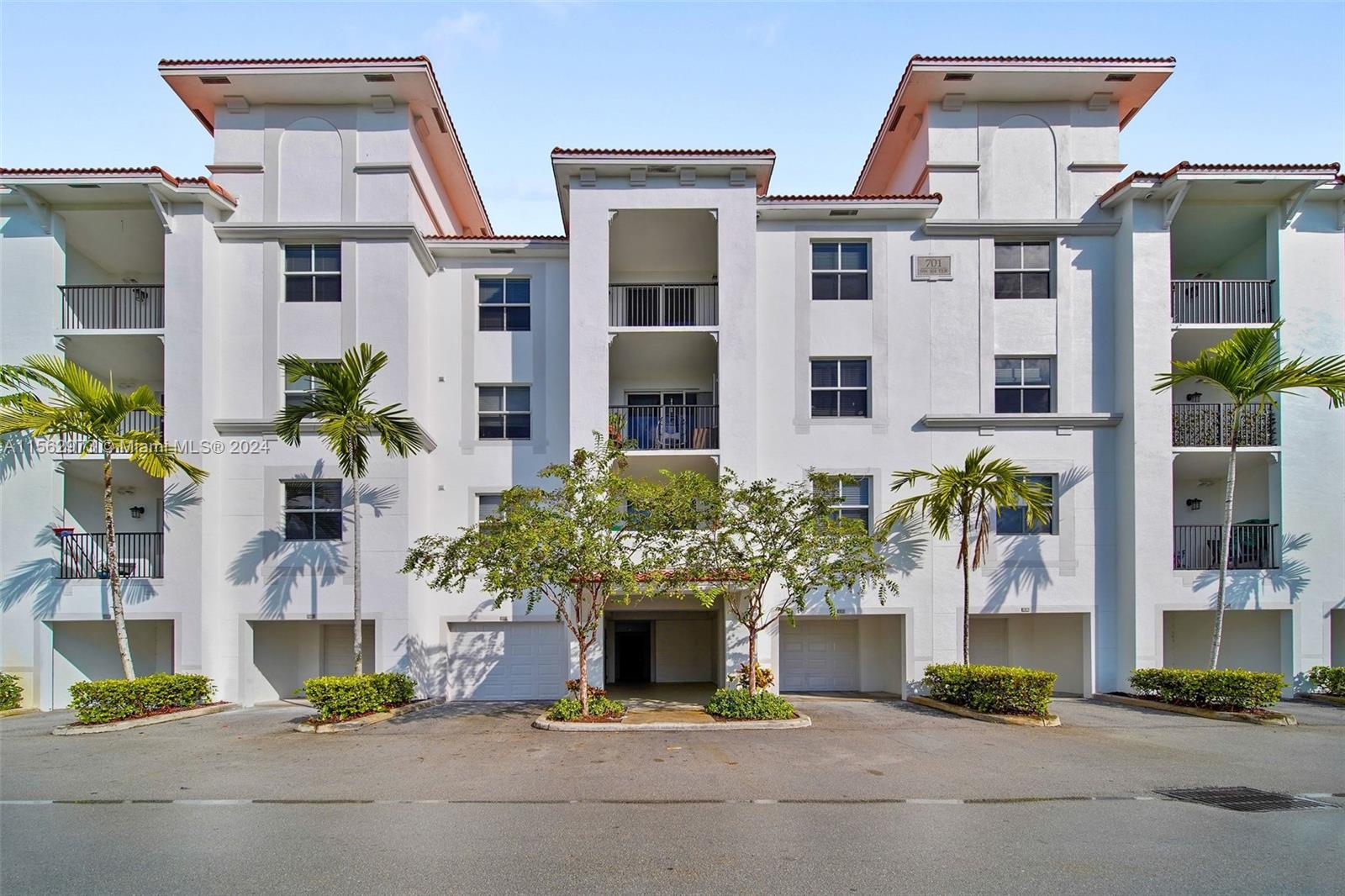 10170 SW 7th St 25-307, Pembroke Pines, Florida 33025, 1 Bedroom Bedrooms, ,1 BathroomBathrooms,Residentiallease,For Rent,10170 SW 7th St 25-307,A11562973