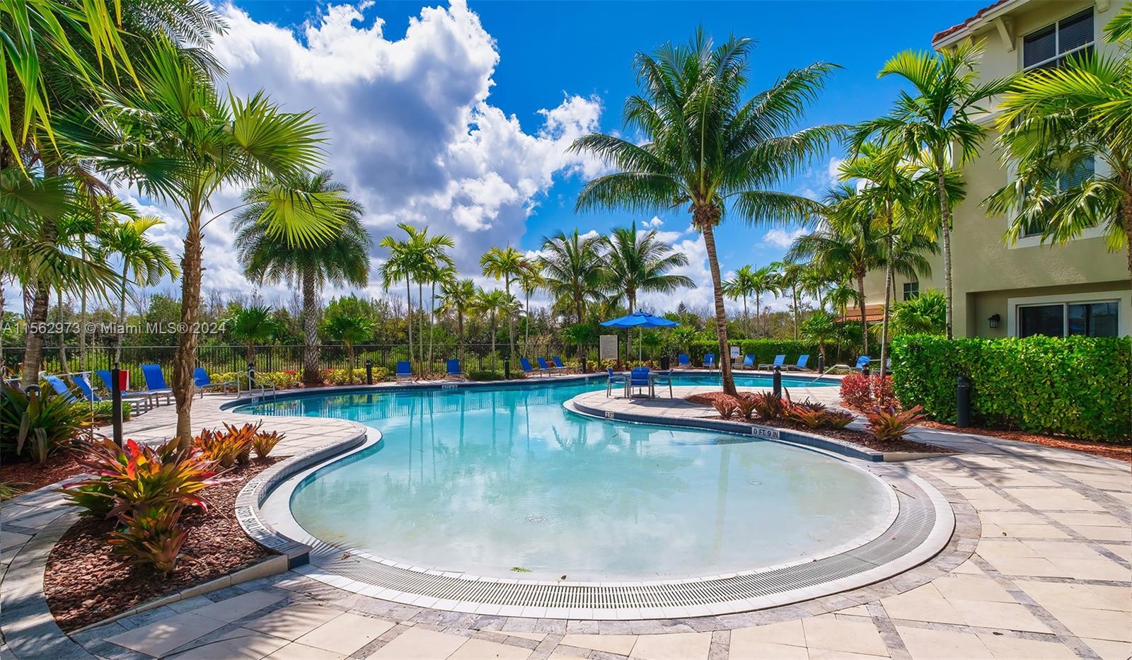 10170 SW 7th St 25-307, Pembroke Pines, Florida 33025, 1 Bedroom Bedrooms, ,1 BathroomBathrooms,Residentiallease,For Rent,10170 SW 7th St 25-307,A11562973