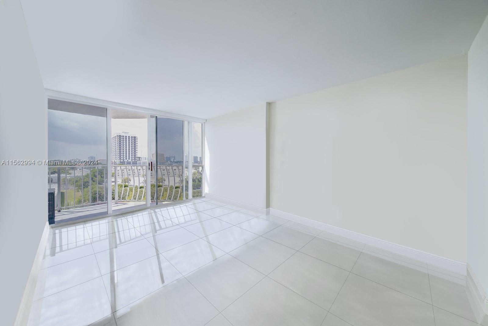 7601 E Treasure Dr 703, North Bay Village, Florida 33141, 1 Bedroom Bedrooms, ,1 BathroomBathrooms,Residentiallease,For Rent,7601 E Treasure Dr 703,A11562994