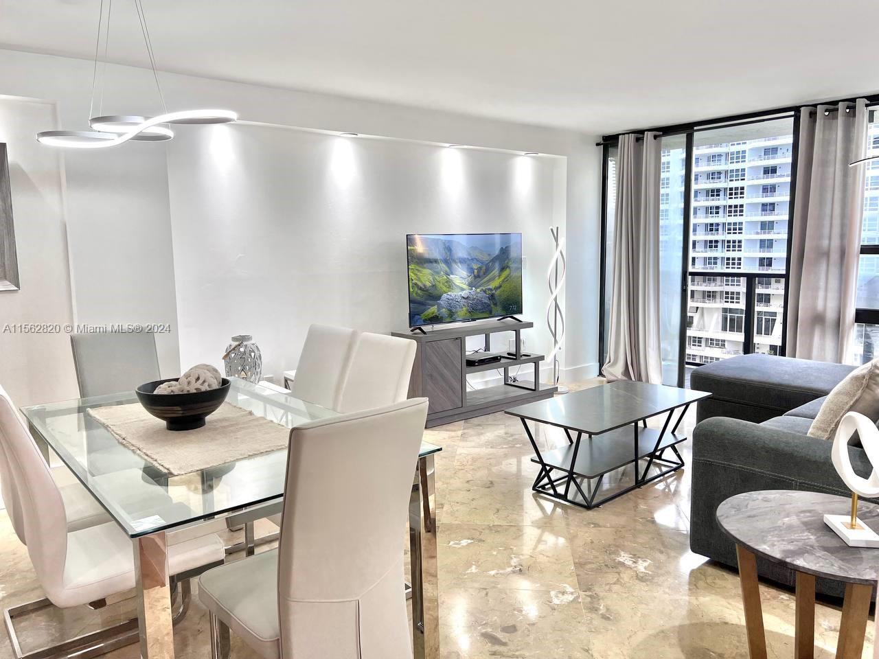 Miami, Florida 33137, 2 Bedrooms Bedrooms, ,2 BathroomsBathrooms,Residentiallease,For Rent,A11562820