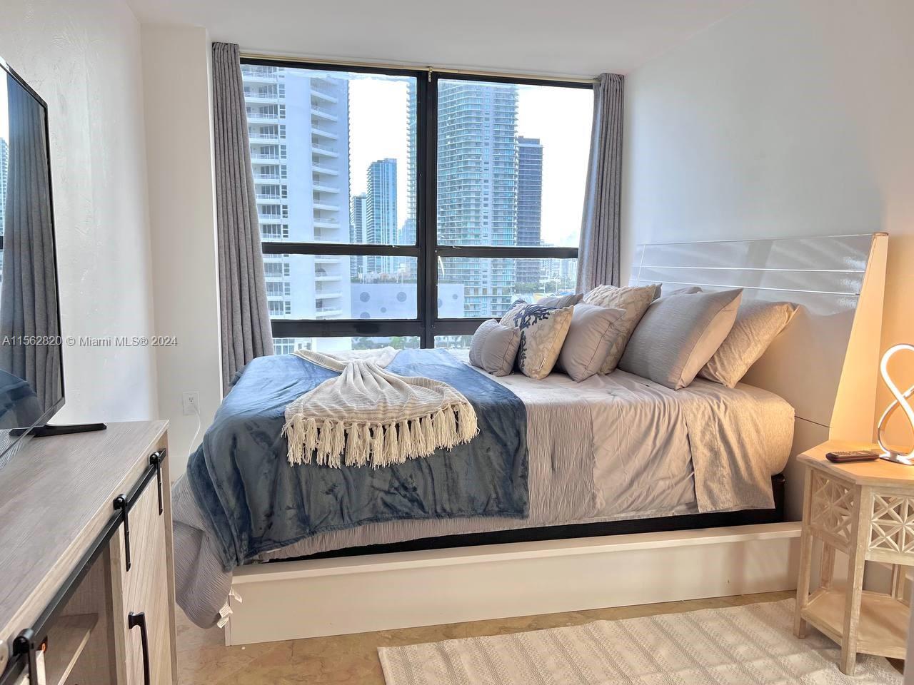 Miami, Florida 33137, 2 Bedrooms Bedrooms, ,2 BathroomsBathrooms,Residentiallease,For Rent,A11562820