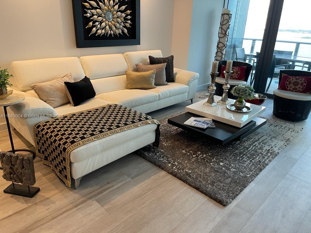 650 NE 32nd ST 1404, Miami, Florida 33137, 2 Bedrooms Bedrooms, ,3 BathroomsBathrooms,Residentiallease,For Rent,650 NE 32nd ST 1404,A11563004