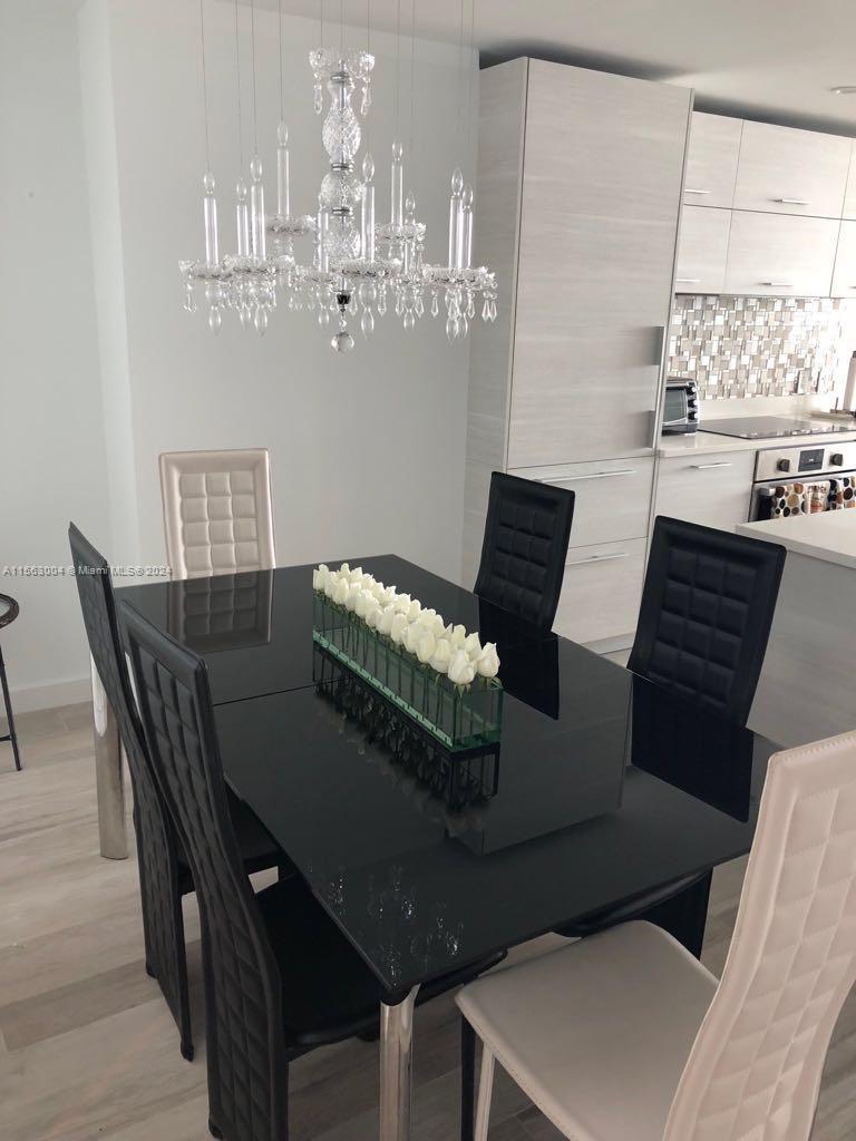 650 NE 32nd ST 1404, Miami, Florida 33137, 2 Bedrooms Bedrooms, ,3 BathroomsBathrooms,Residentiallease,For Rent,650 NE 32nd ST 1404,A11563004