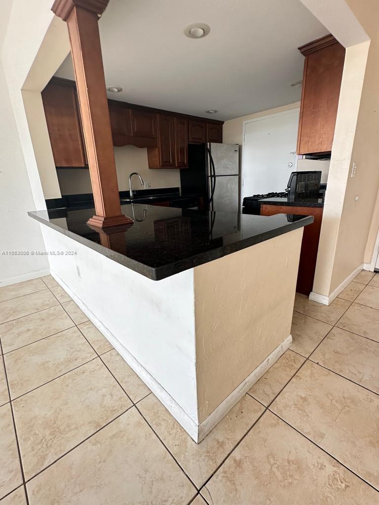 2175 NE 170th St 305, North Miami Beach, Florida 33162, 1 Bedroom Bedrooms, ,1 BathroomBathrooms,Residentiallease,For Rent,2175 NE 170th St 305,A11563006