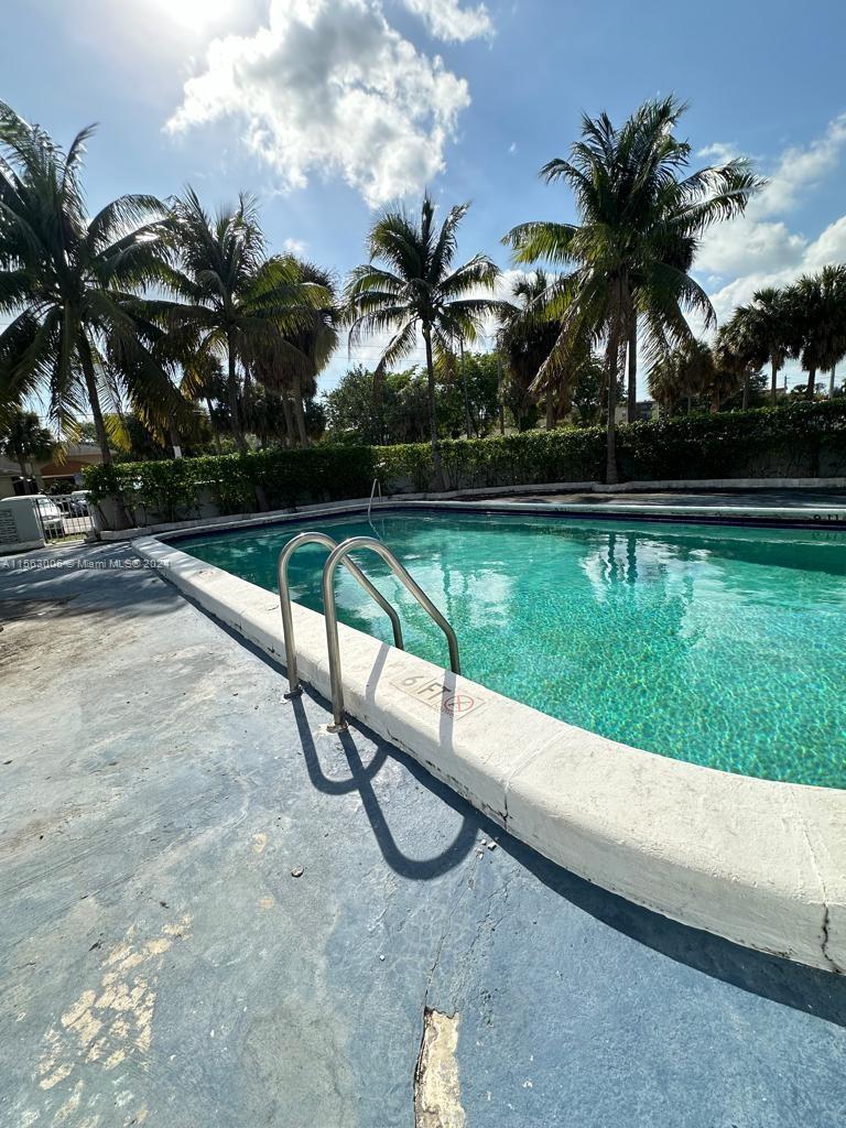 2175 NE 170th St 305, North Miami Beach, Florida 33162, 1 Bedroom Bedrooms, ,1 BathroomBathrooms,Residentiallease,For Rent,2175 NE 170th St 305,A11563006