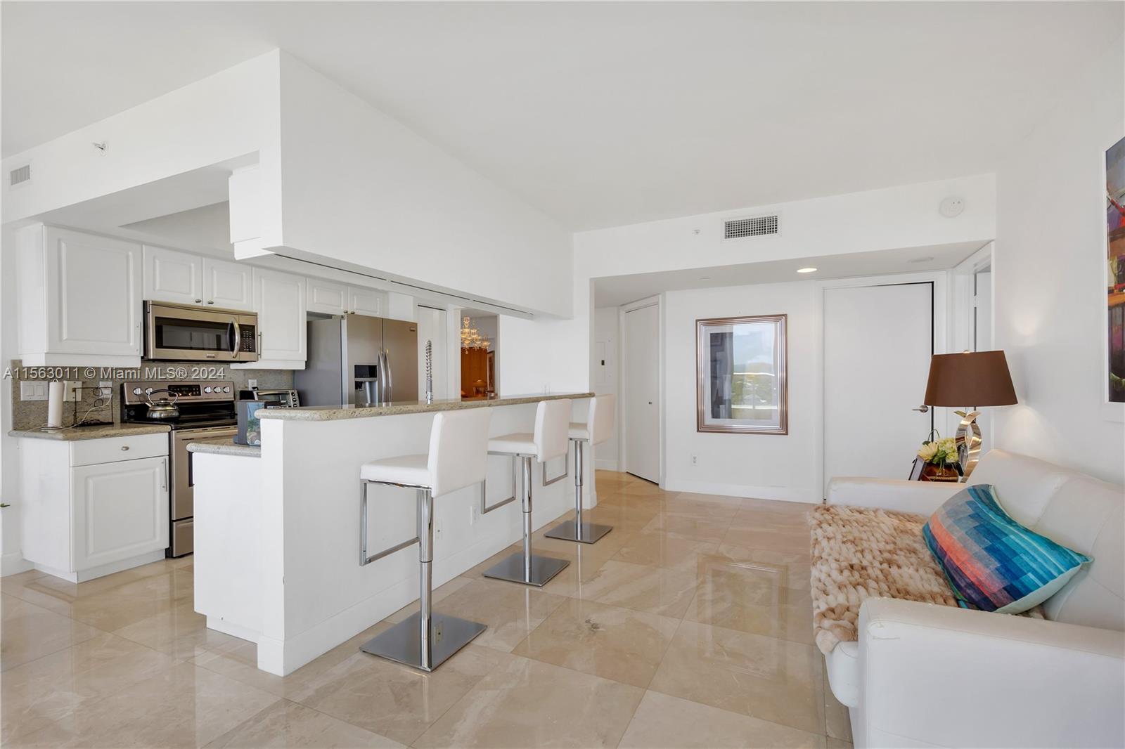 21055 Yacht Club Dr 1501, Aventura, Florida 33180, 2 Bedrooms Bedrooms, ,2 BathroomsBathrooms,Residential,For Sale,21055 Yacht Club Dr 1501,A11563011