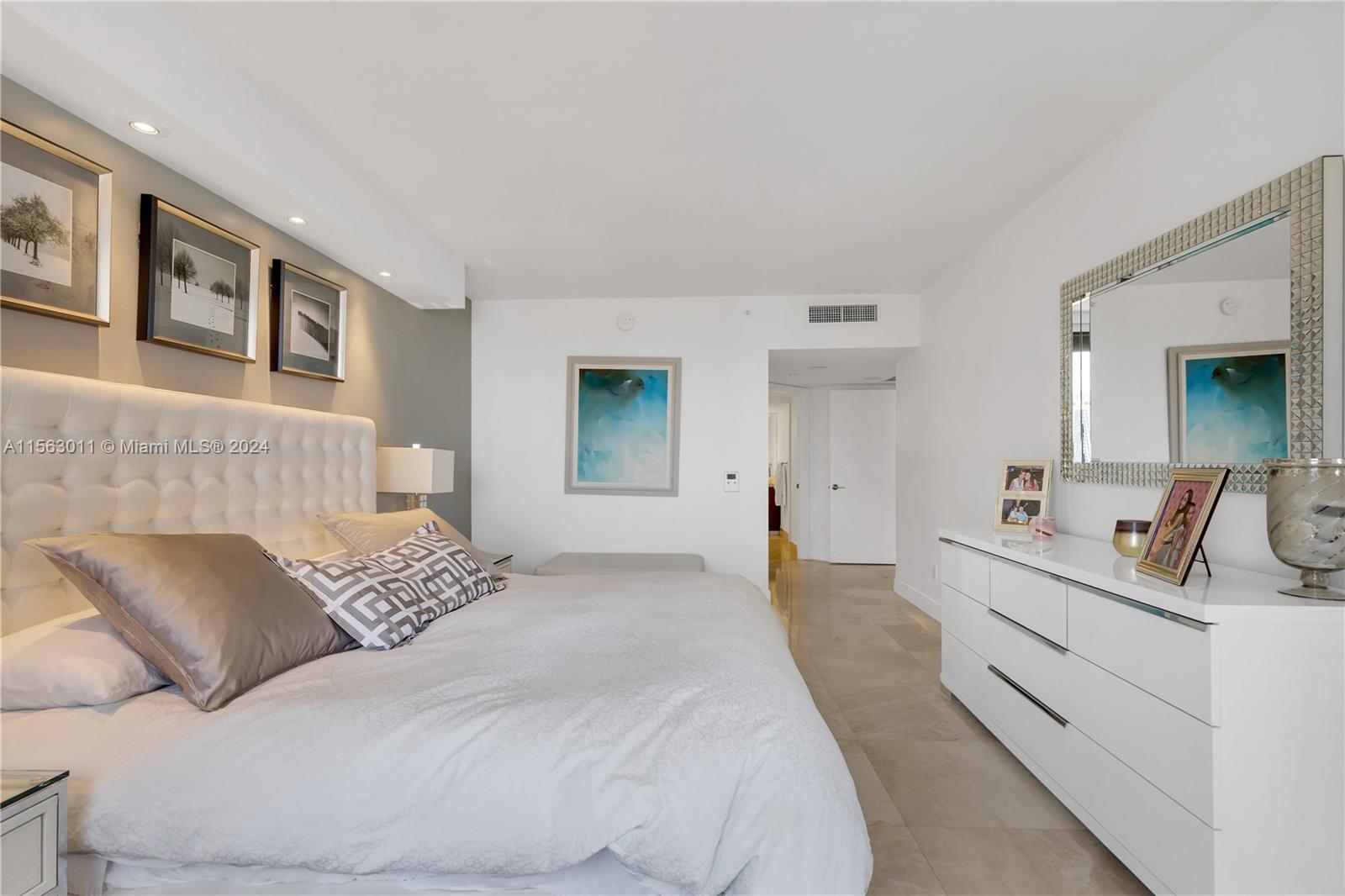 21055 Yacht Club Dr 1501, Aventura, Florida 33180, 2 Bedrooms Bedrooms, ,2 BathroomsBathrooms,Residential,For Sale,21055 Yacht Club Dr 1501,A11563011