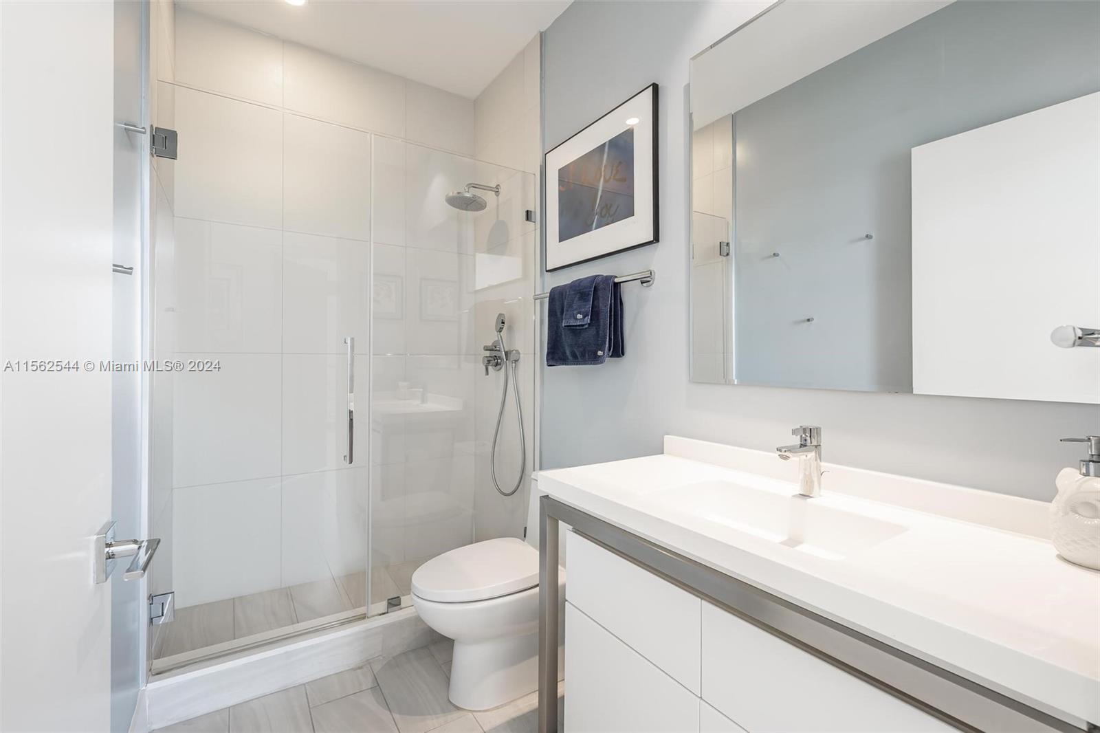 2000 Metropica Way 2601, Sunrise, Florida 33323, 3 Bedrooms Bedrooms, ,3 BathroomsBathrooms,Residential,For Sale,2000 Metropica Way 2601,A11562544