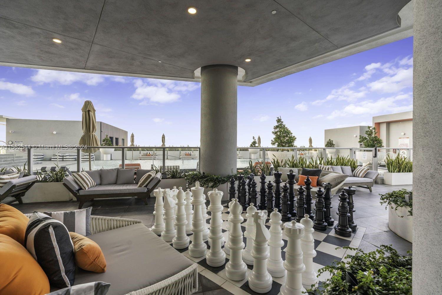 2000 Metropica Way 2601, Sunrise, Florida 33323, 3 Bedrooms Bedrooms, ,3 BathroomsBathrooms,Residential,For Sale,2000 Metropica Way 2601,A11562544