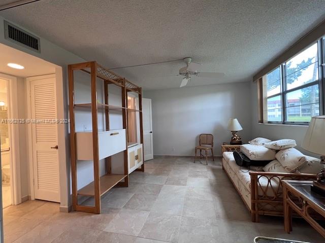 691 S Hollybrook Dr 104, Pembroke Pines, Florida 33025, 2 Bedrooms Bedrooms, ,2 BathroomsBathrooms,Residential,For Sale,691 S Hollybrook Dr 104,A11562125