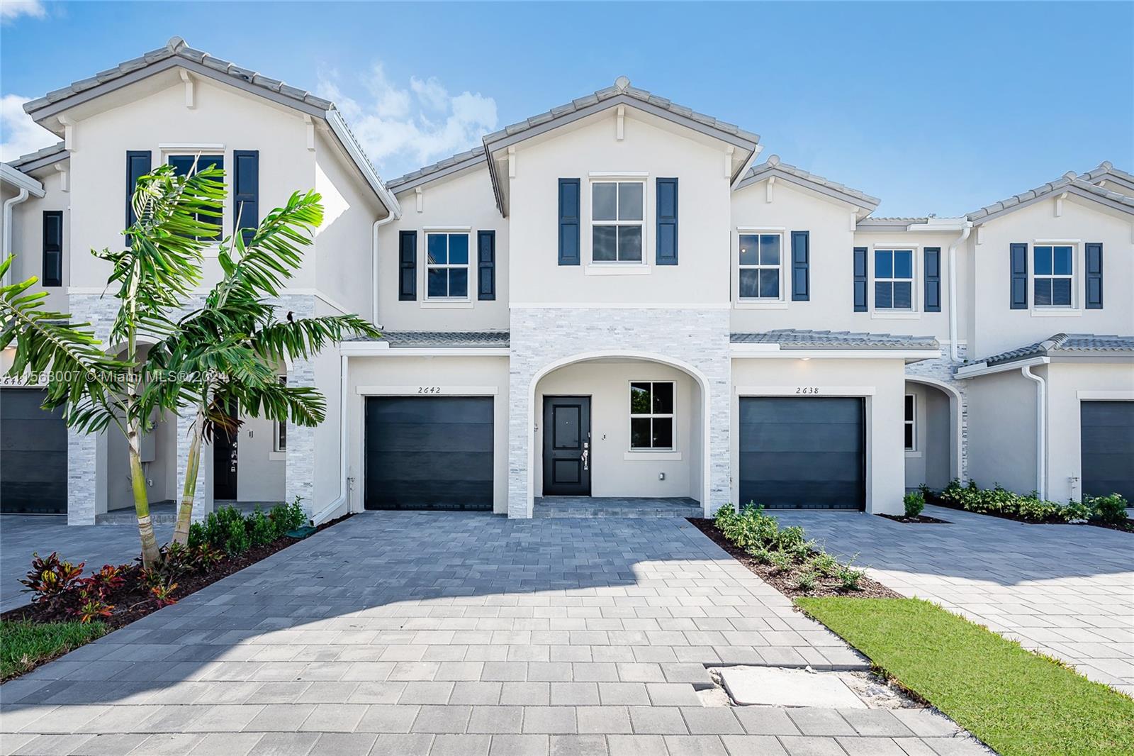 2642 SE 10 street, Homestead, Florida 33035, 3 Bedrooms Bedrooms, ,2 BathroomsBathrooms,Residentiallease,For Rent,2642 SE 10 street,A11563007