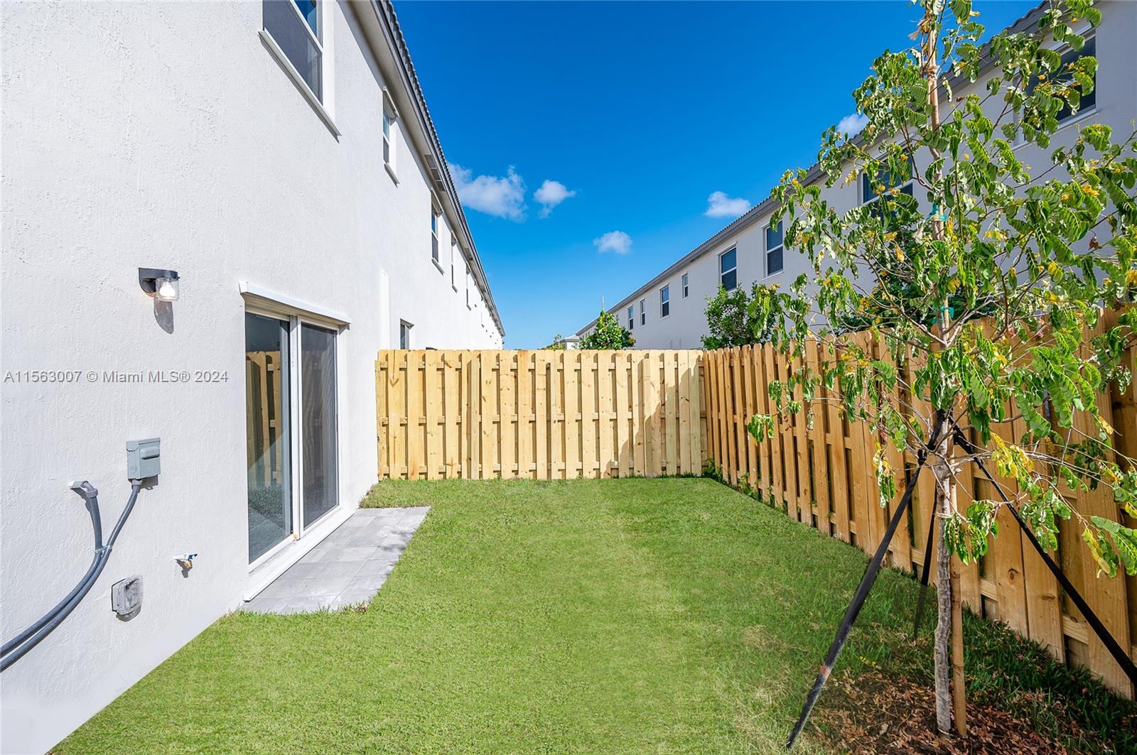 2642 SE 10 street, Homestead, Florida 33035, 3 Bedrooms Bedrooms, ,2 BathroomsBathrooms,Residentiallease,For Rent,2642 SE 10 street,A11563007