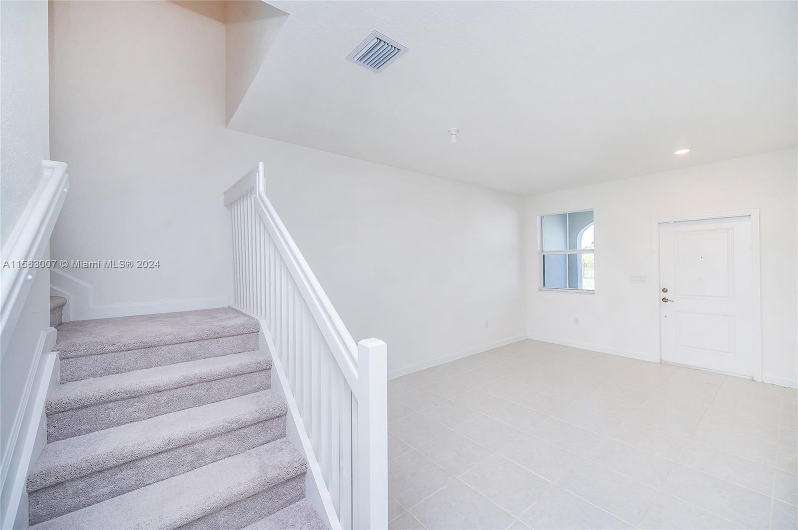 2642 SE 10 street, Homestead, Florida 33035, 3 Bedrooms Bedrooms, ,2 BathroomsBathrooms,Residentiallease,For Rent,2642 SE 10 street,A11563007