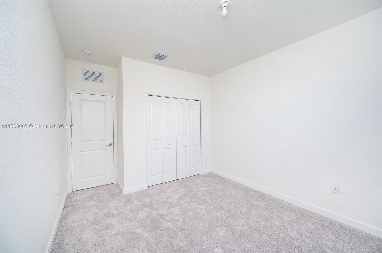 2642 SE 10 street, Homestead, Florida 33035, 3 Bedrooms Bedrooms, ,2 BathroomsBathrooms,Residentiallease,For Rent,2642 SE 10 street,A11563007