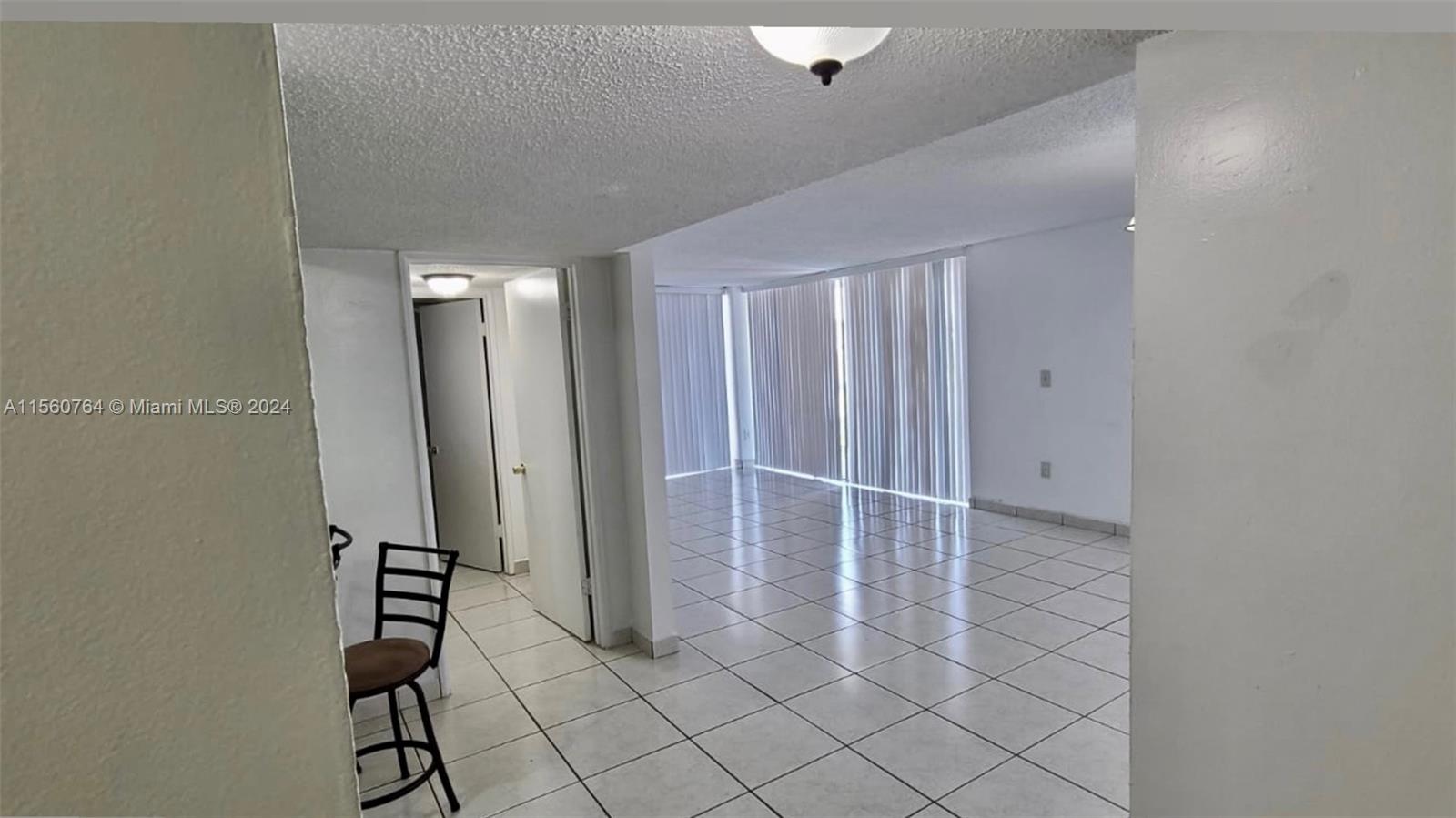 9682 Fontainebleau Blvd 304, Miami, Florida 33172, 2 Bedrooms Bedrooms, ,2 BathroomsBathrooms,Residential,For Sale,9682 Fontainebleau Blvd 304,A11560764