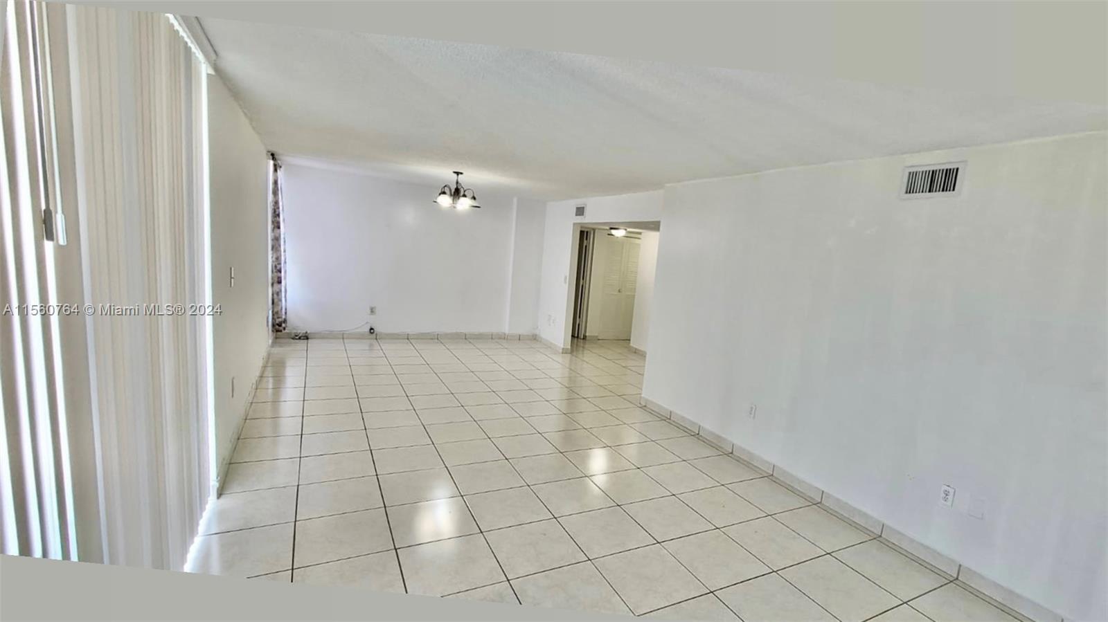 9682 Fontainebleau Blvd 304, Miami, Florida 33172, 2 Bedrooms Bedrooms, ,2 BathroomsBathrooms,Residential,For Sale,9682 Fontainebleau Blvd 304,A11560764