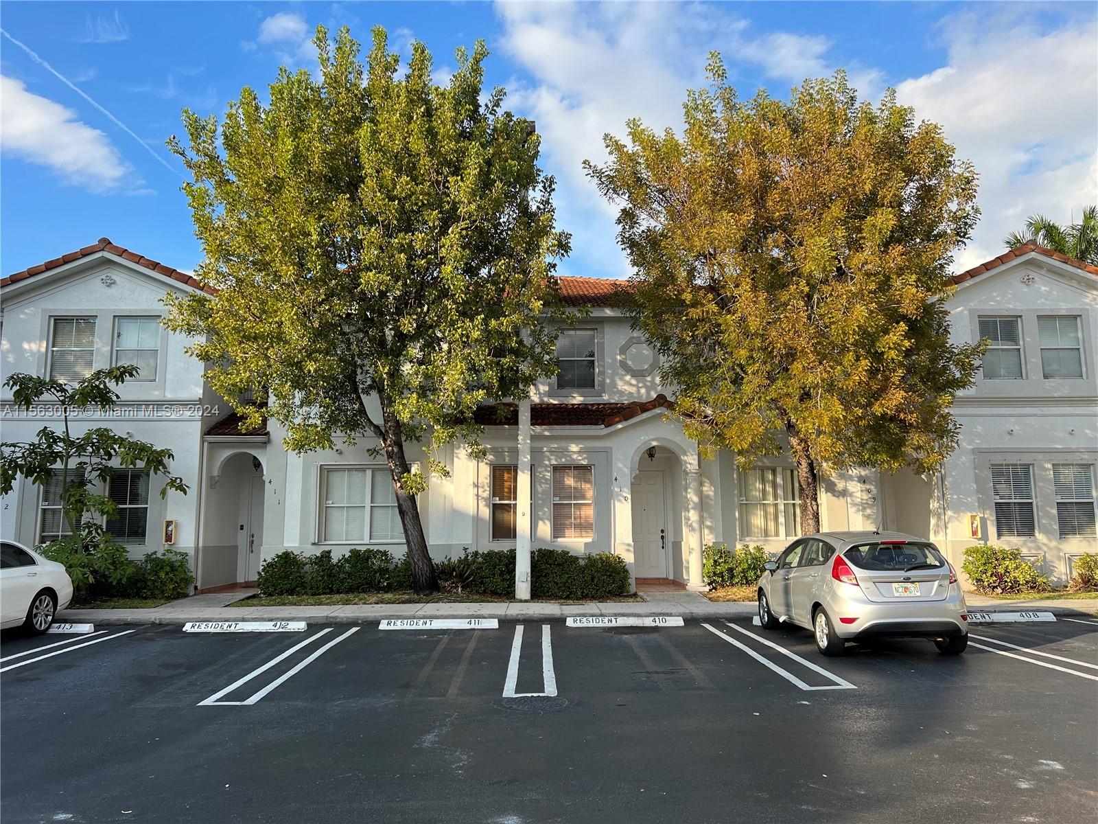 5400 NW 107th Ave 410, Doral, Florida 33178, 3 Bedrooms Bedrooms, ,3 BathroomsBathrooms,Residentiallease,For Rent,5400 NW 107th Ave 410,A11563005