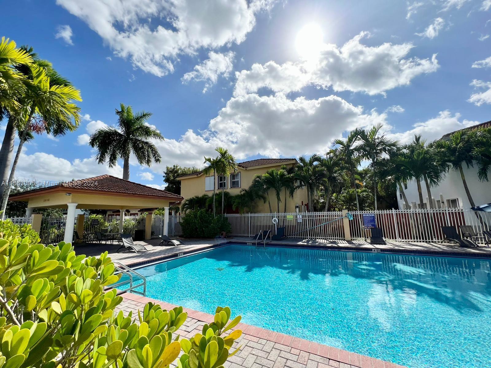 5400 NW 107th Ave 410, Doral, Florida 33178, 3 Bedrooms Bedrooms, ,3 BathroomsBathrooms,Residentiallease,For Rent,5400 NW 107th Ave 410,A11563005