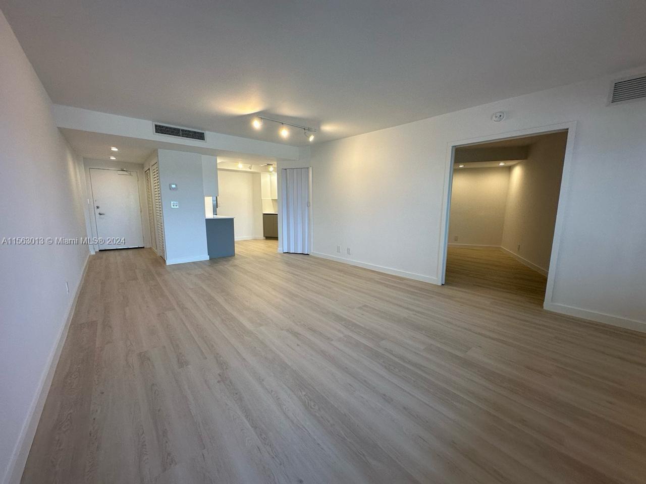 3800 Galt Ocean Dr 309, Fort Lauderdale, Florida 33308, 1 Bedroom Bedrooms, ,1 BathroomBathrooms,Residential,For Sale,3800 Galt Ocean Dr 309,A11563013