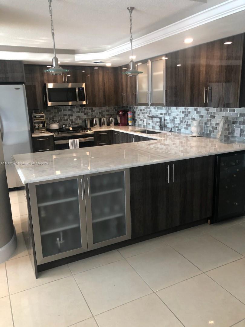 2030 S Ocean Dr 1121, Hallandale Beach, Florida 33009, 2 Bedrooms Bedrooms, ,2 BathroomsBathrooms,Residential,For Sale,2030 S Ocean Dr 1121,A11562075