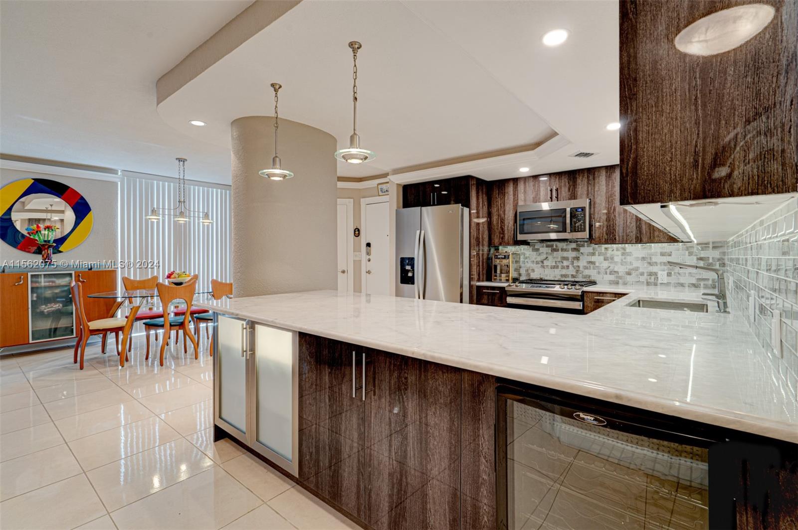 2030 S Ocean Dr 1121, Hallandale Beach, Florida 33009, 2 Bedrooms Bedrooms, ,2 BathroomsBathrooms,Residential,For Sale,2030 S Ocean Dr 1121,A11562075