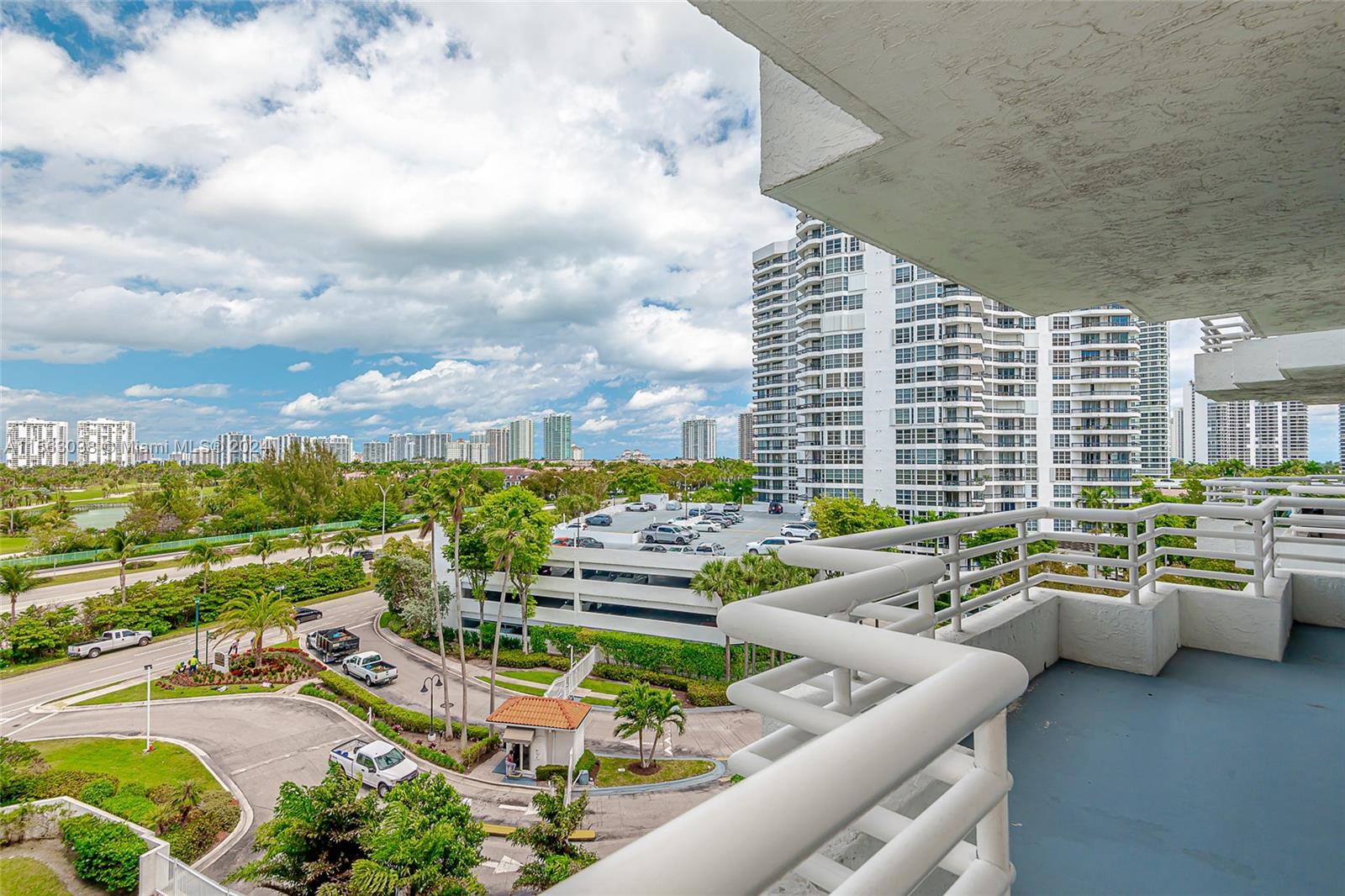 3300 NE 192nd St 711, Aventura, Florida 33180, 2 Bedrooms Bedrooms, ,2 BathroomsBathrooms,Residentiallease,For Rent,3300 NE 192nd St 711,A11563038