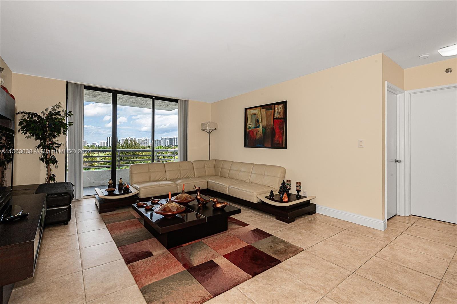 3300 NE 192nd St 711, Aventura, Florida 33180, 2 Bedrooms Bedrooms, ,2 BathroomsBathrooms,Residentiallease,For Rent,3300 NE 192nd St 711,A11563038