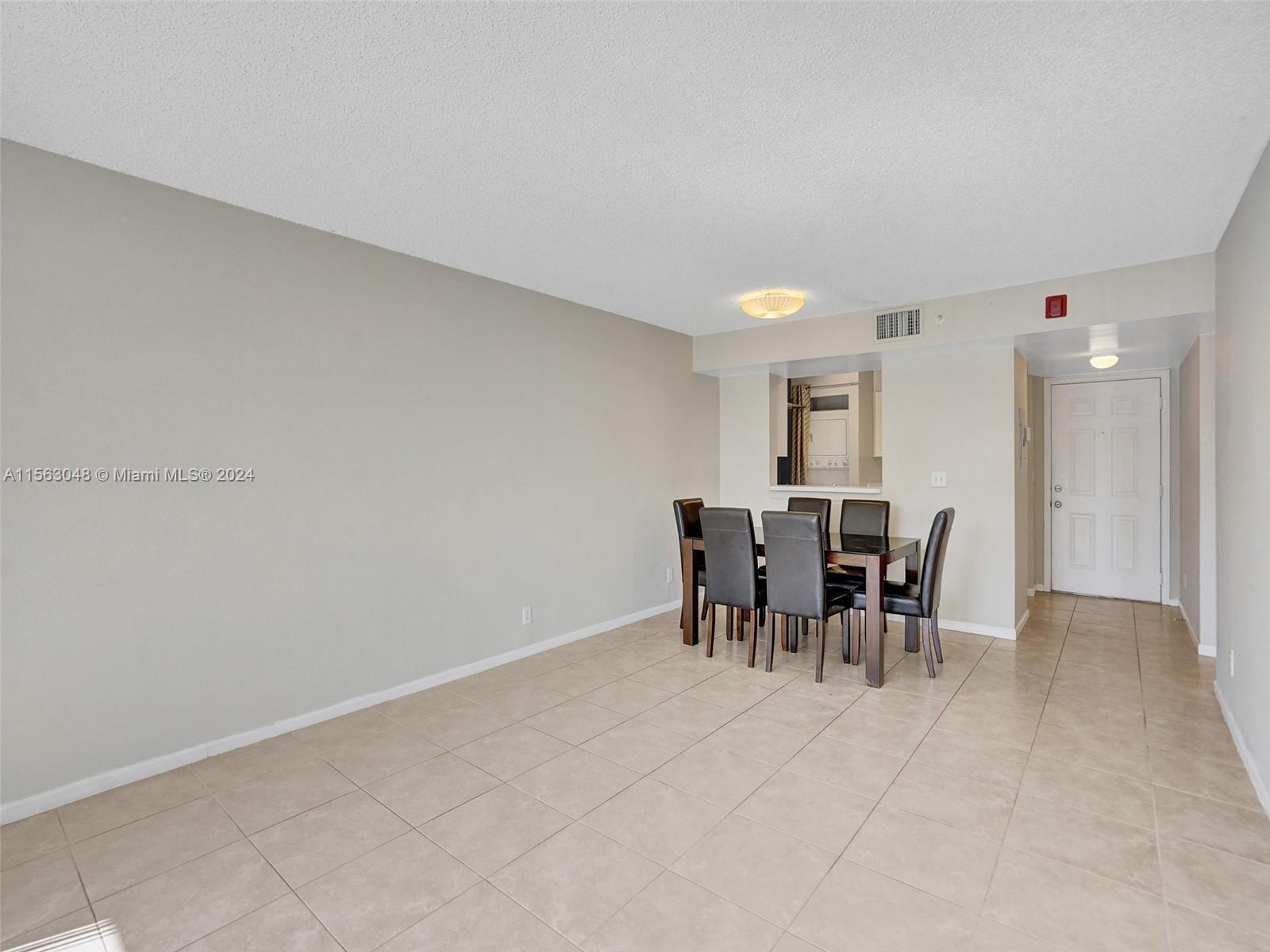 1350 SE 3rd Ave 301, Dania Beach, Florida 33004, 1 Bedroom Bedrooms, ,1 BathroomBathrooms,Residentiallease,For Rent,1350 SE 3rd Ave 301,A11563048