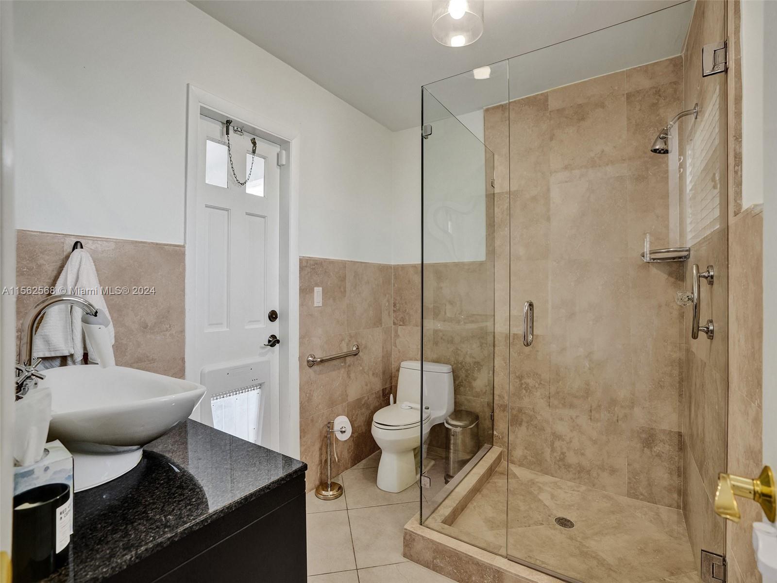 Cabana Bathroom