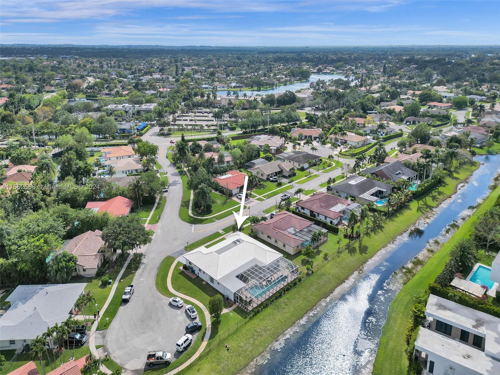 16609 Golfview Dr, Weston, Florida 33326, 4 Bedrooms Bedrooms, ,4 BathroomsBathrooms,Residential,For Sale,16609 Golfview Dr,A11562568