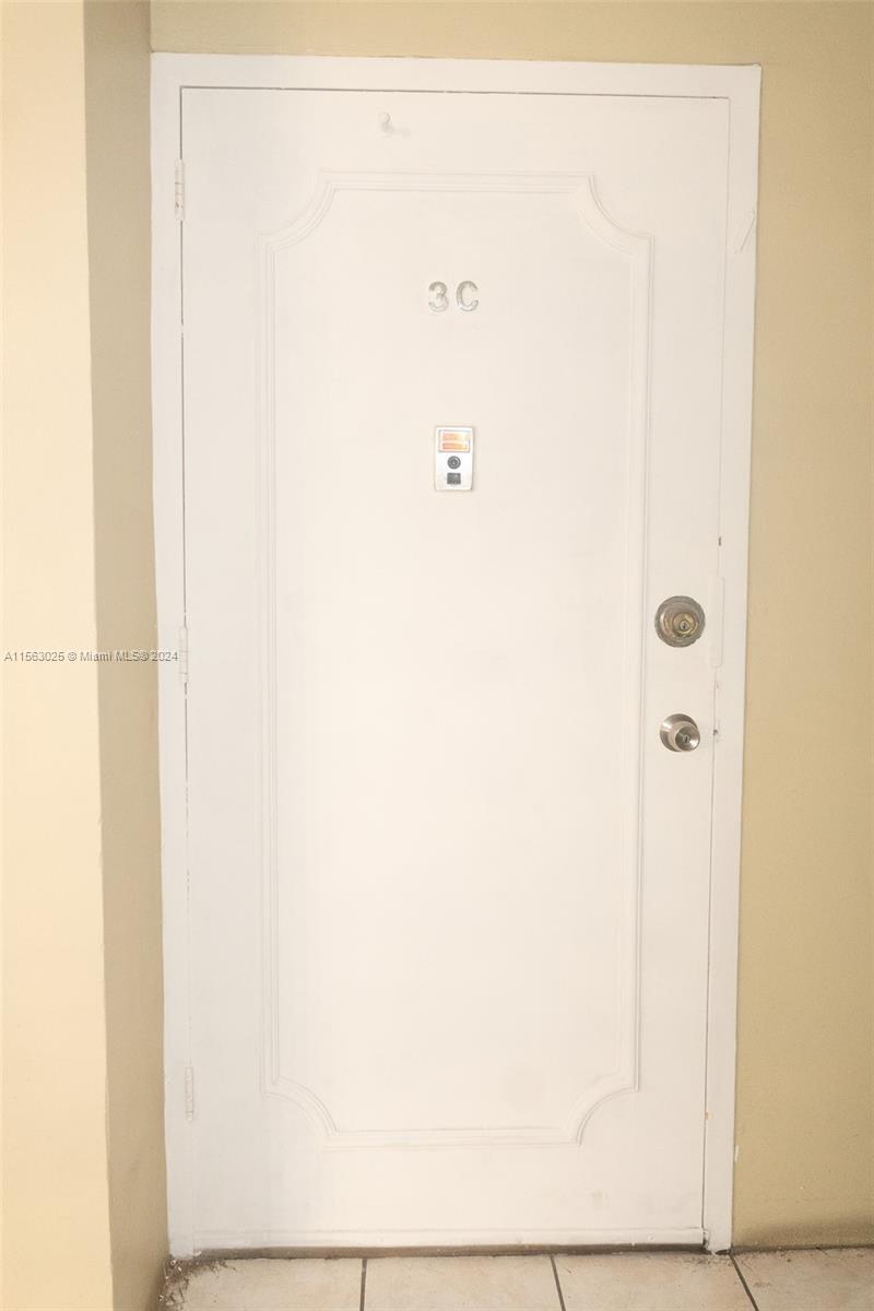 16850 S Glades Dr 3C, North Miami Beach, Florida 33162, 1 Bedroom Bedrooms, ,1 BathroomBathrooms,Residential,For Sale,16850 S Glades Dr 3C,A11563025