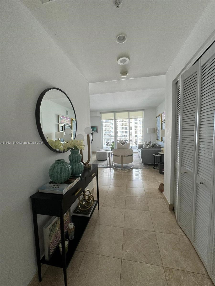 801 Brickell Key Blvd 1710, Miami, Florida 33131, 2 Bedrooms Bedrooms, ,2 BathroomsBathrooms,Residentiallease,For Rent,801 Brickell Key Blvd 1710,A11562134
