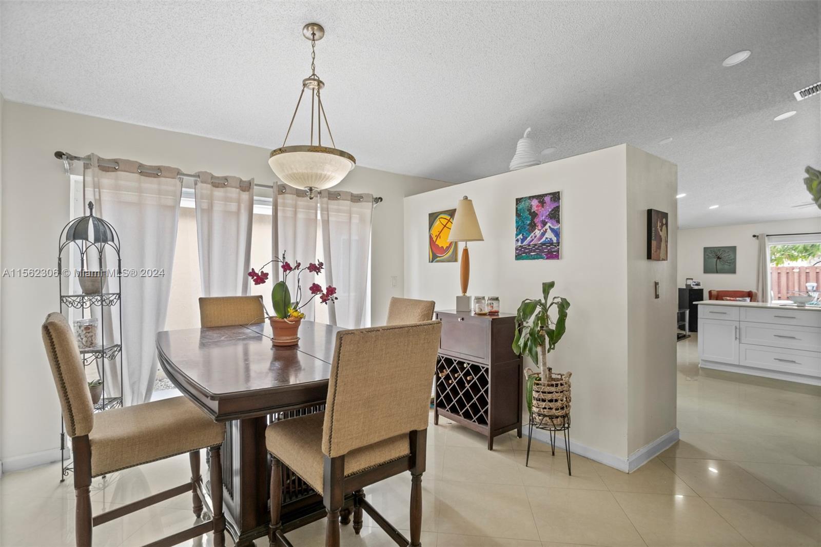 7863 NW 194th St, Hialeah, Florida 33015, 3 Bedrooms Bedrooms, ,2 BathroomsBathrooms,Residential,For Sale,7863 NW 194th St,A11562306