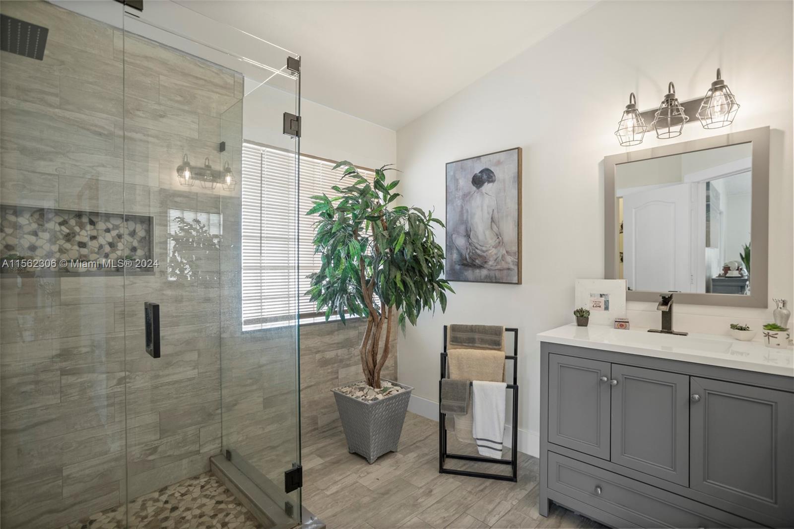 7863 NW 194th St, Hialeah, Florida 33015, 3 Bedrooms Bedrooms, ,2 BathroomsBathrooms,Residential,For Sale,7863 NW 194th St,A11562306