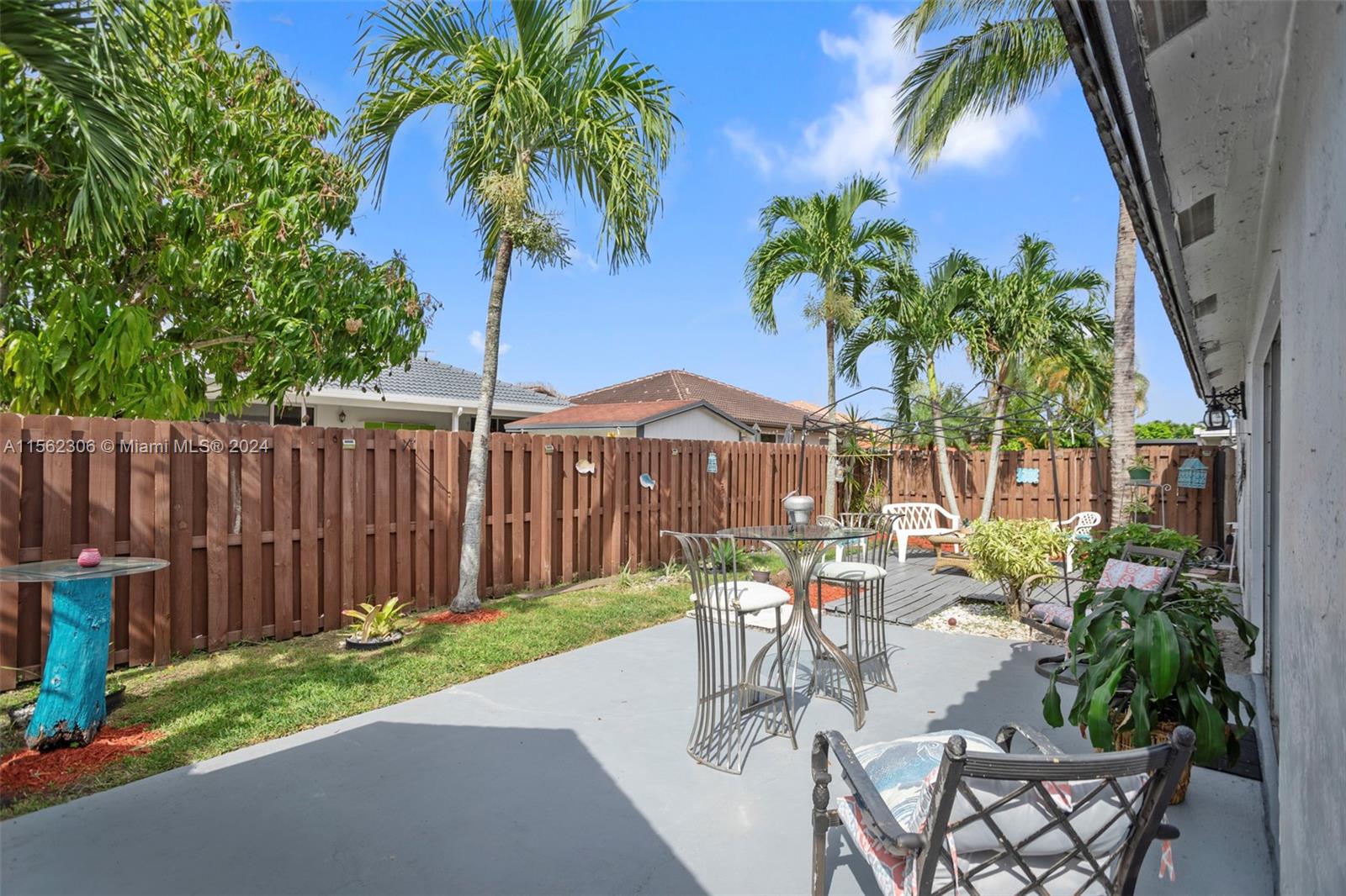 7863 NW 194th St, Hialeah, Florida 33015, 3 Bedrooms Bedrooms, ,2 BathroomsBathrooms,Residential,For Sale,7863 NW 194th St,A11562306