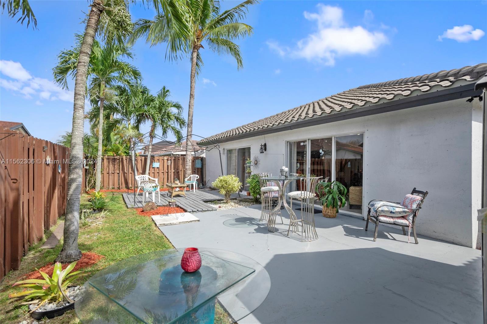 7863 NW 194th St, Hialeah, Florida 33015, 3 Bedrooms Bedrooms, ,2 BathroomsBathrooms,Residential,For Sale,7863 NW 194th St,A11562306