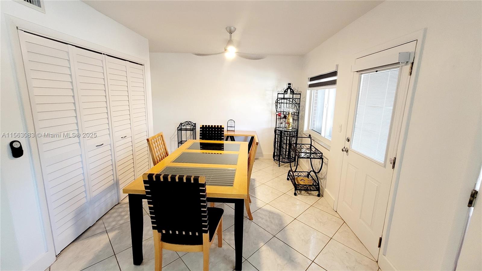 1100 Atlantic Shores Blvd 405, Hallandale Beach, Florida 33009, 1 Bedroom Bedrooms, ,1 BathroomBathrooms,Residentiallease,For Rent,1100 Atlantic Shores Blvd 405,A11563083